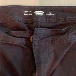 Black old navy pants